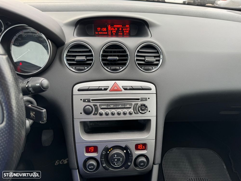 Peugeot 308 1.6 e-HDi Active CVM6 - 18