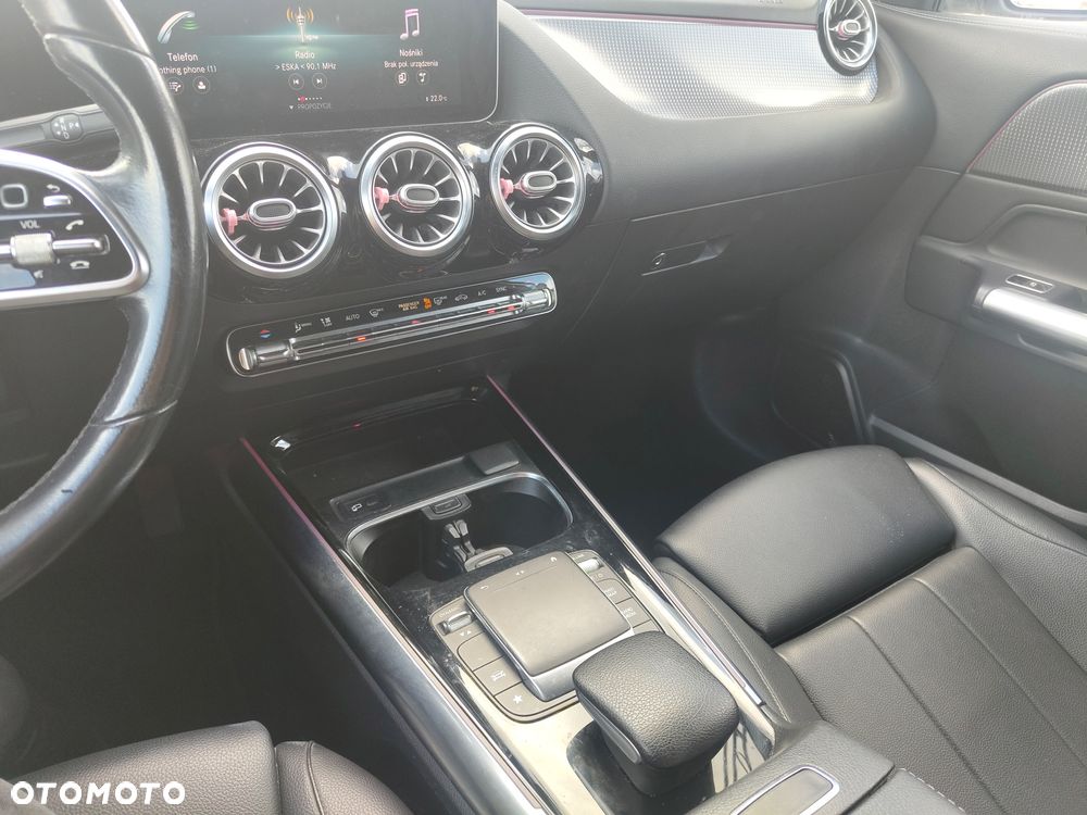 Mercedes-Benz GLA 250 Progressive - 30