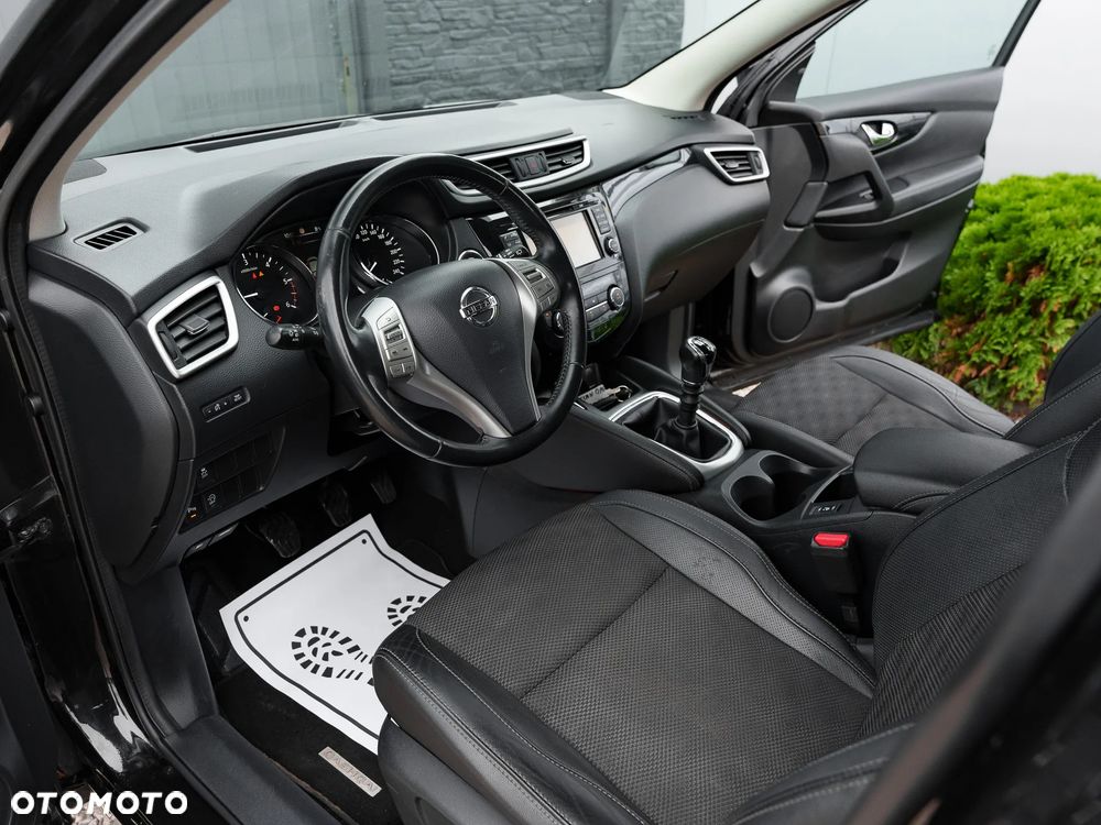 Nissan Qashqai 1.5 dCi TEKNA+ - 16