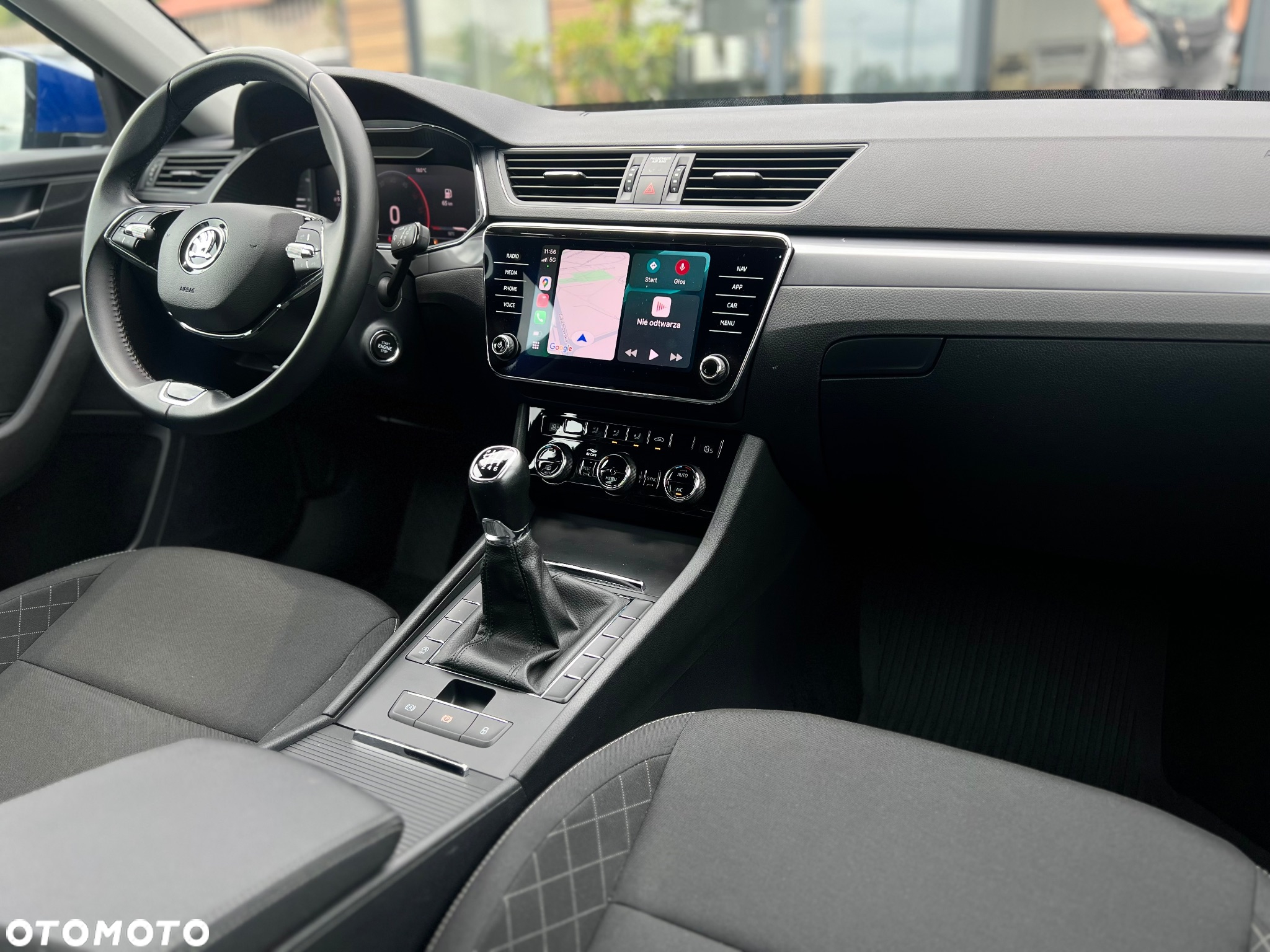 Skoda Superb 2.0 TDI SCR Ambition - 14