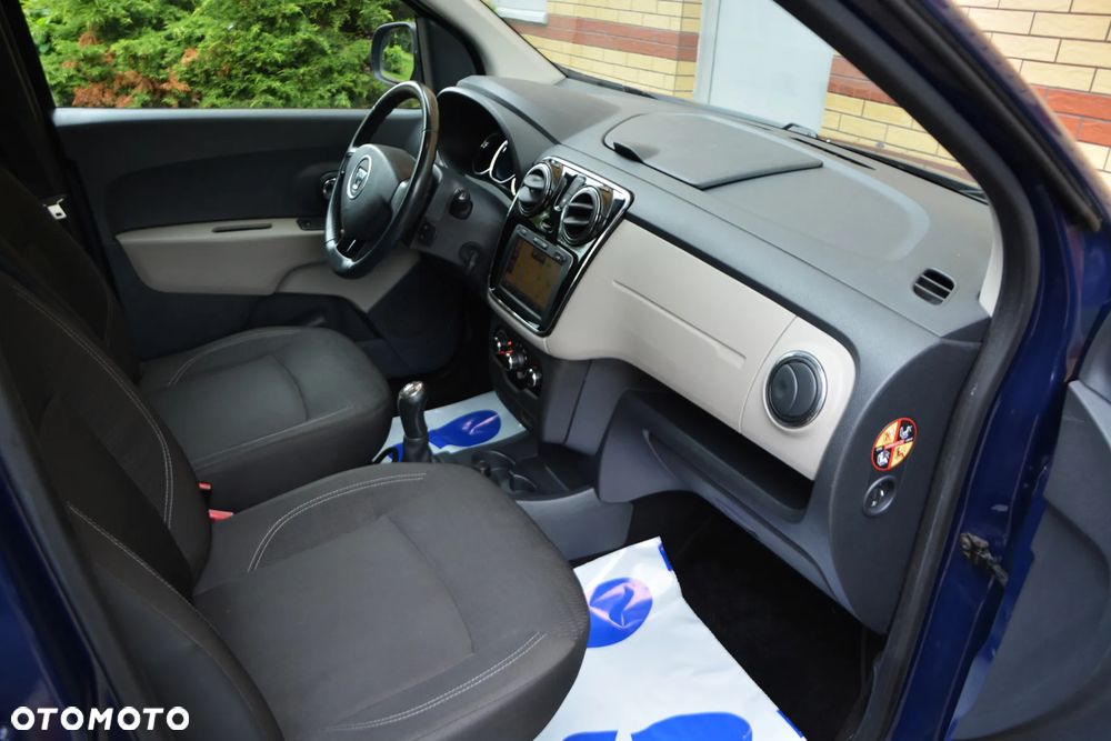 Dacia Lodgy 1.6 MPI 85 Laureate - 27