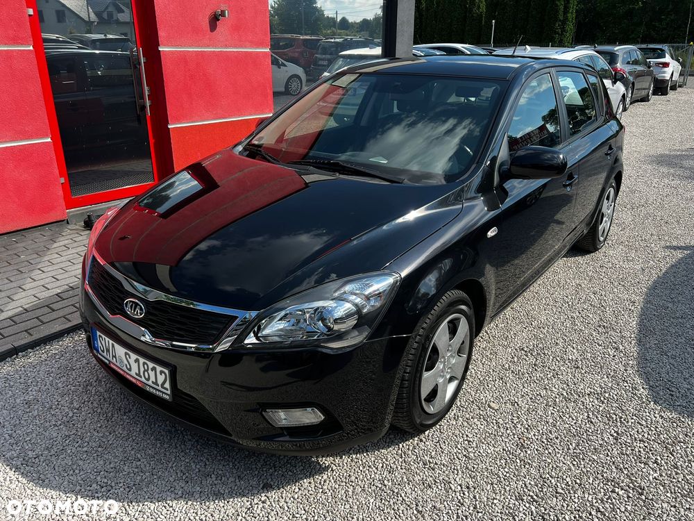 Kia Ceed 1.4 CVVT Attract - 4