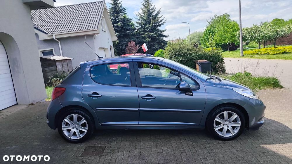Peugeot 207 120 Automatik Premium - 22