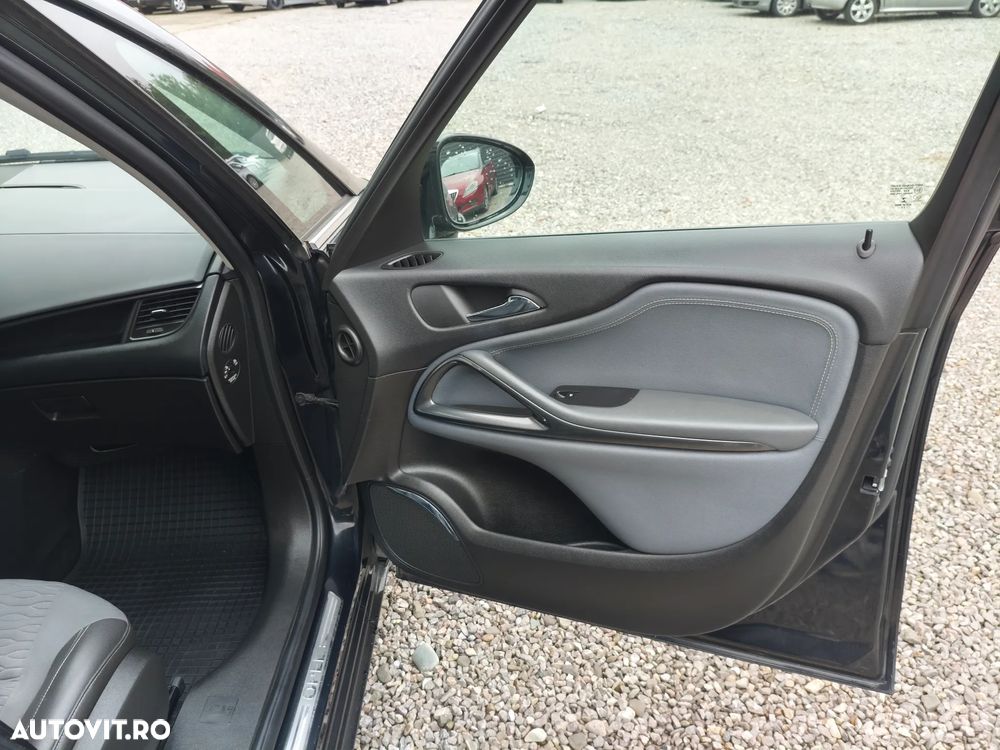 Opel Zafira Tourer 2.0 CDTI Automatik Sport - 16