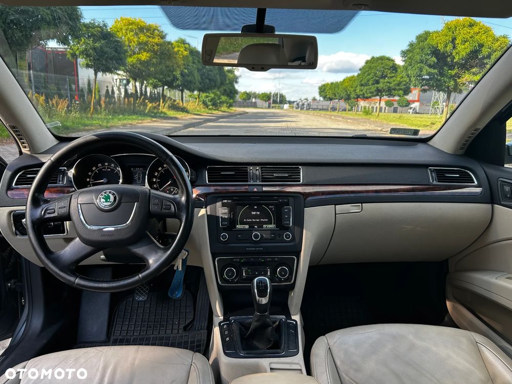 Skoda Superb 1.6 TDI Comfort / Active Greenline - 6