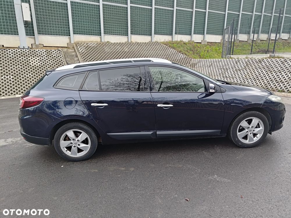 Renault Megane TCe 130 Bose Edition - 6
