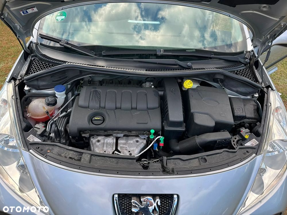 Peugeot 207 - 23