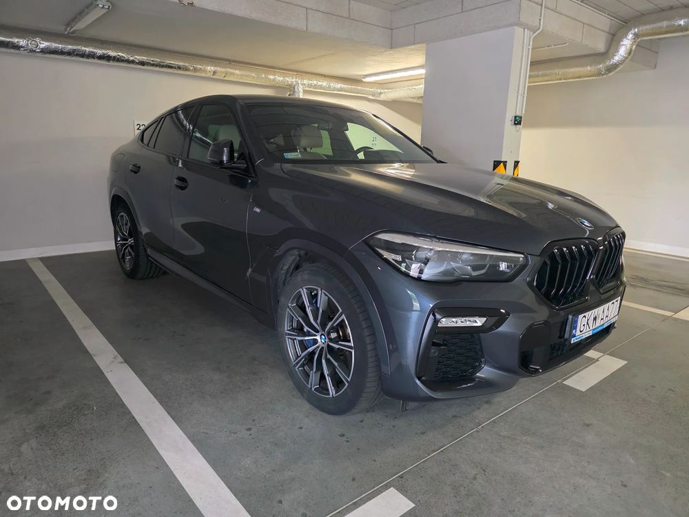 BMW X6 xDrive40d mHEV - 2