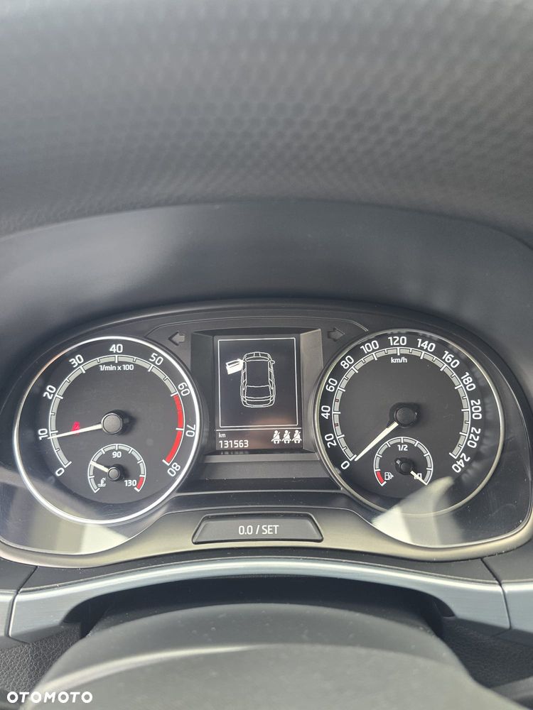 Skoda Fabia - 6