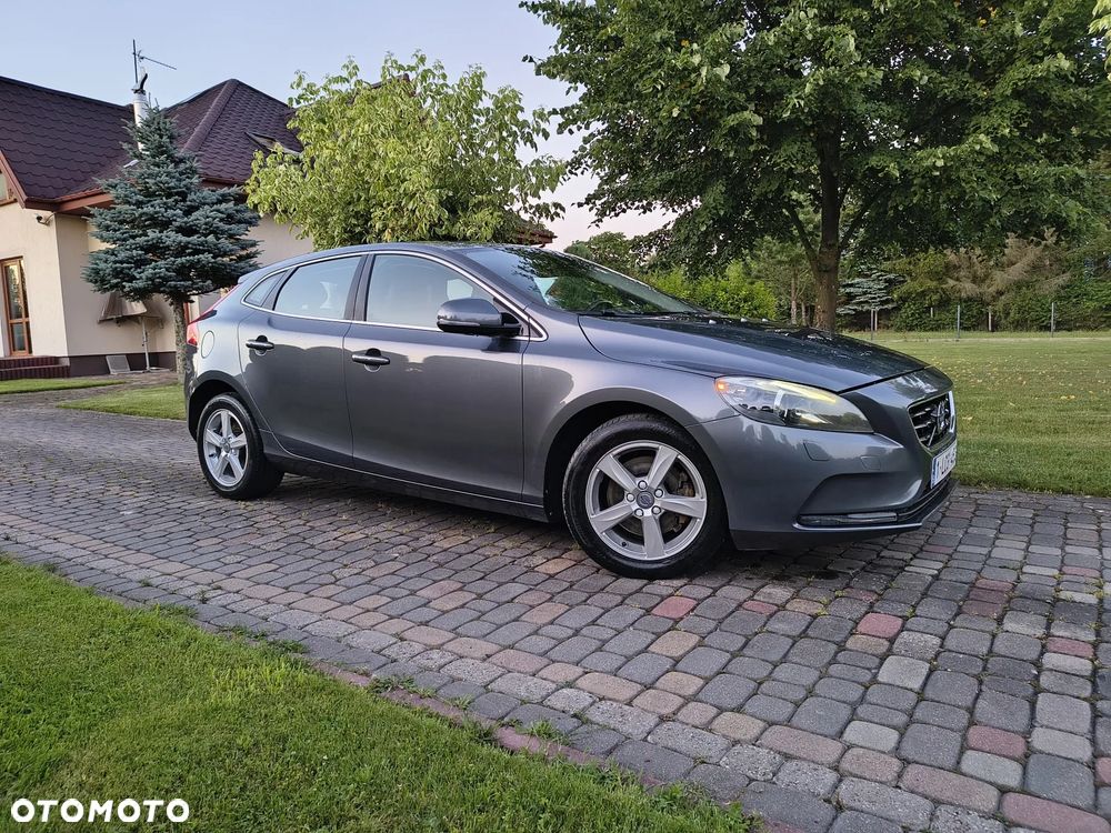 Volvo V40 D2 Summum - 26