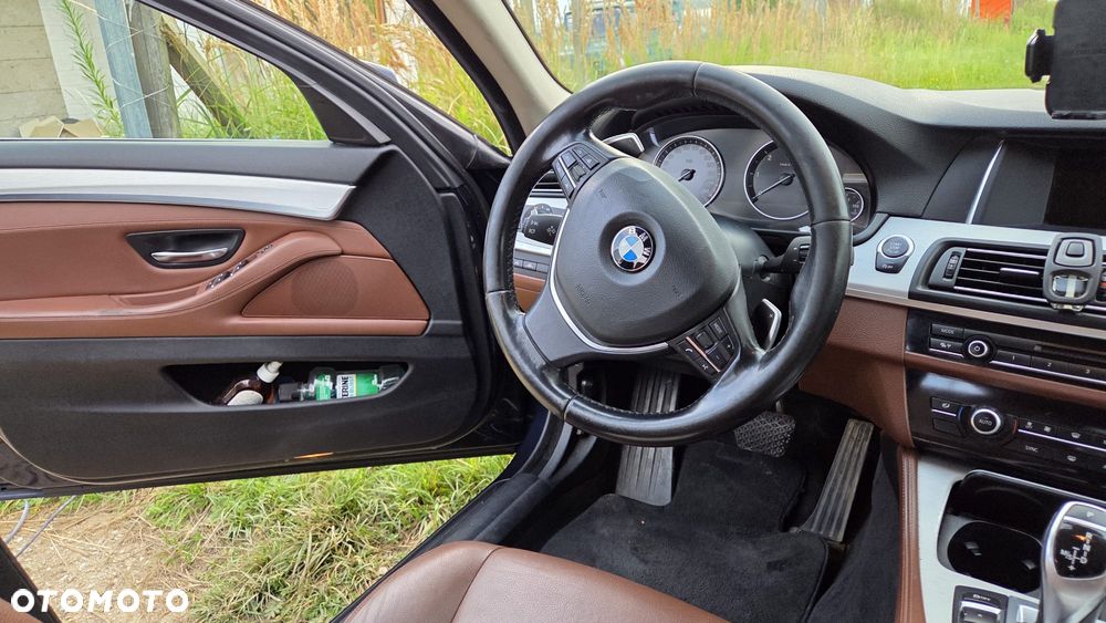 BMW Seria 5 530d xDrive Luxury Line - 10