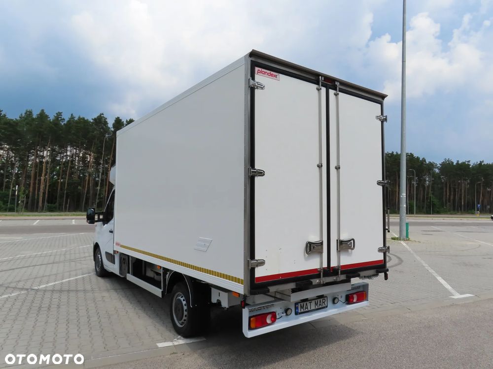 Renault Master 2.3 dCi 163 Km WZMACNIANY Chłodnia -20*C + 30*C Z Izoterma 4.20 Cm 8 Euro Palet Zasilanie V230 Funkcja Grzania Kabina Sypialniana WEBASTO Stan Jak NOWY - 5