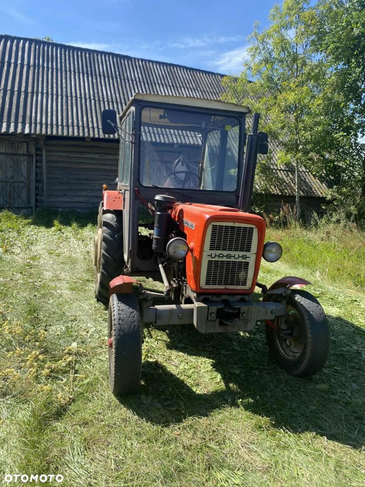 Ursus C330 - 1
