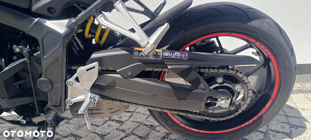Honda CBR - 11