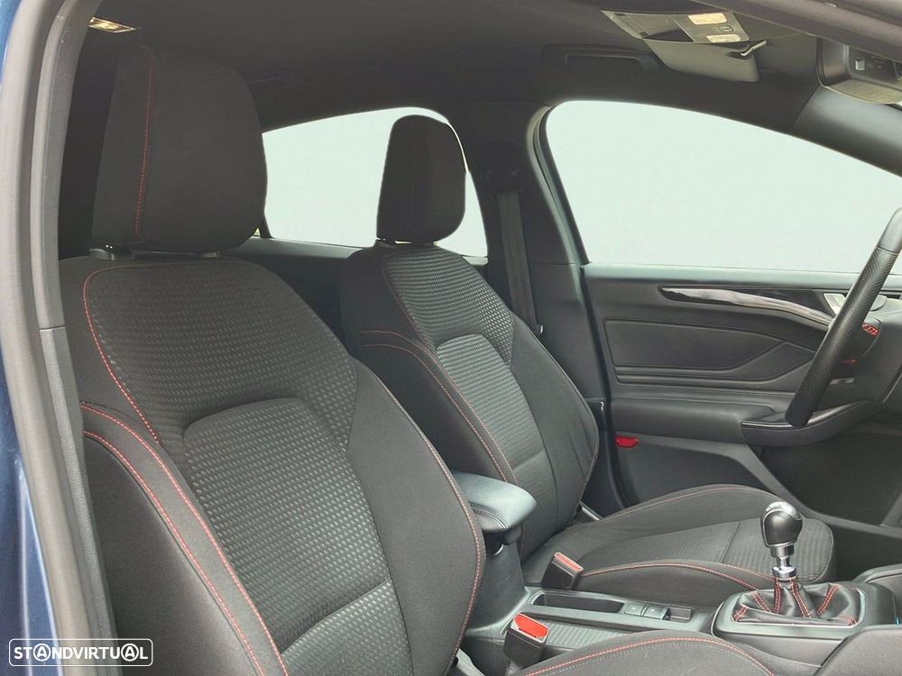 Ford Focus - 15