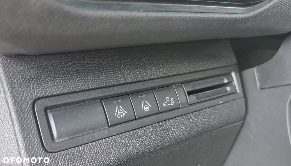 Peugeot 5008 BlueHDi 130 EAT8 GT - 13