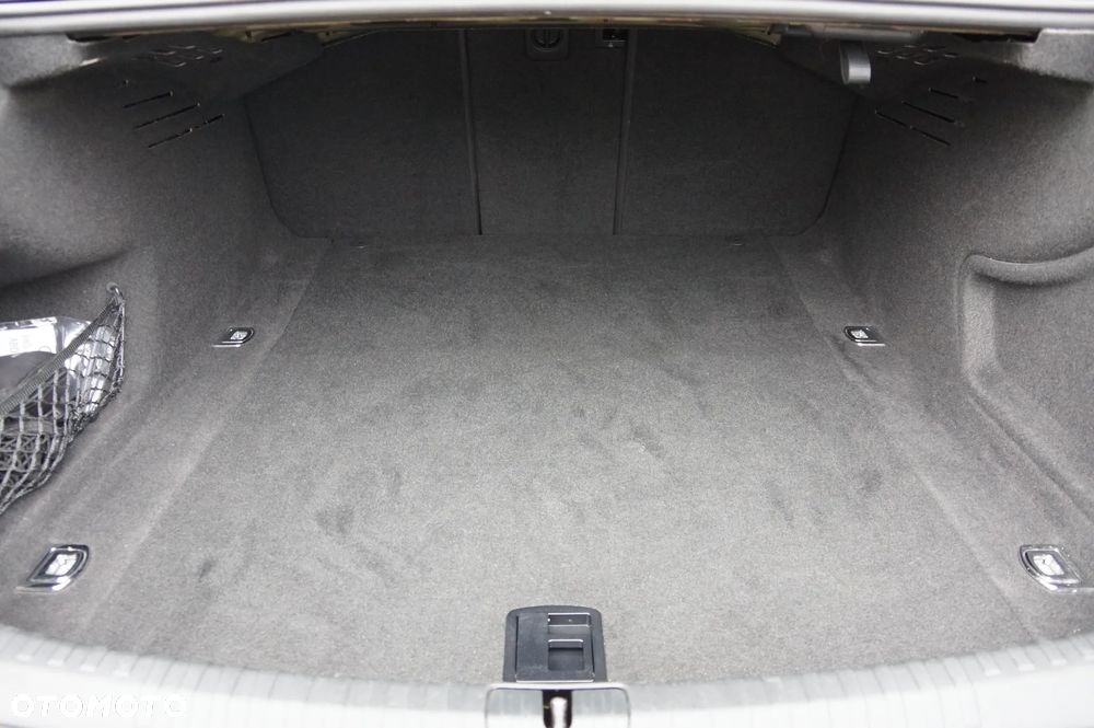 Audi A6 - 35