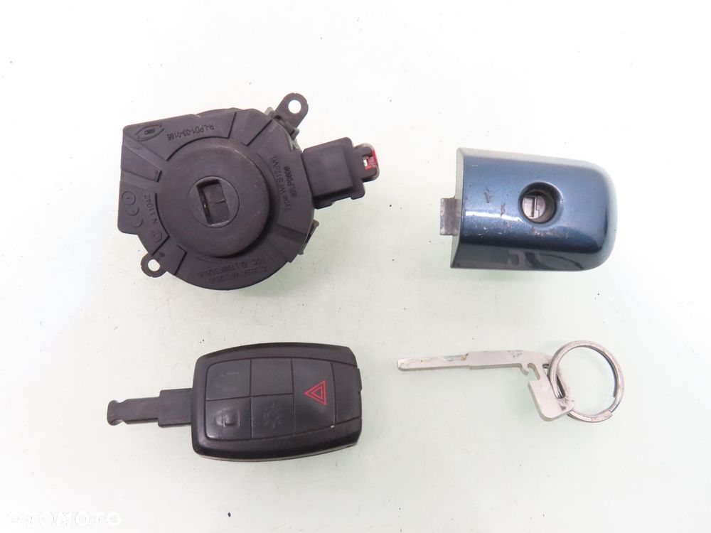 STACYJKA WKŁADKI VOLVO C30 31252481 - 1