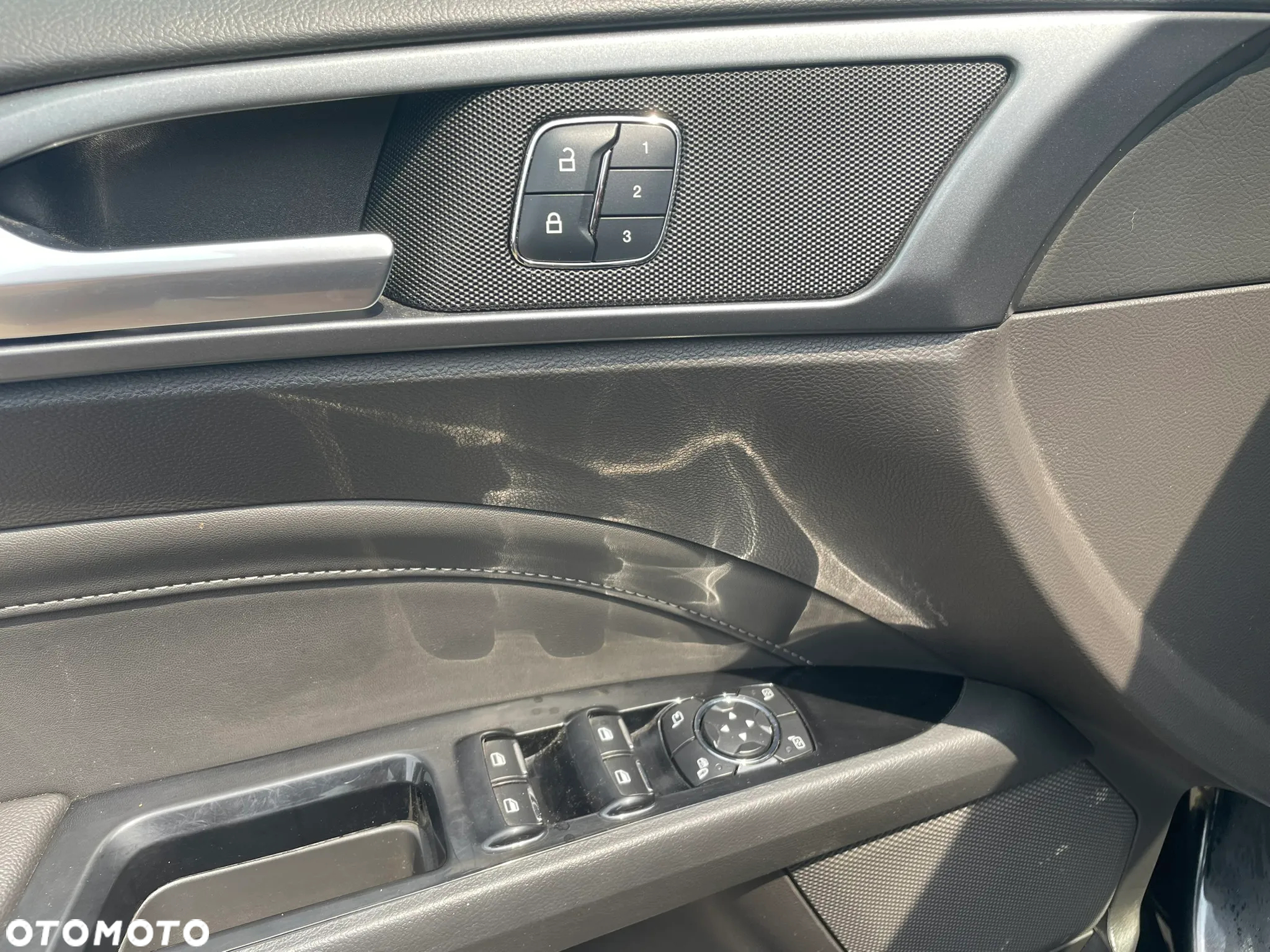 Ford Mondeo 2.0 TDCi Titanium PowerShift - 14