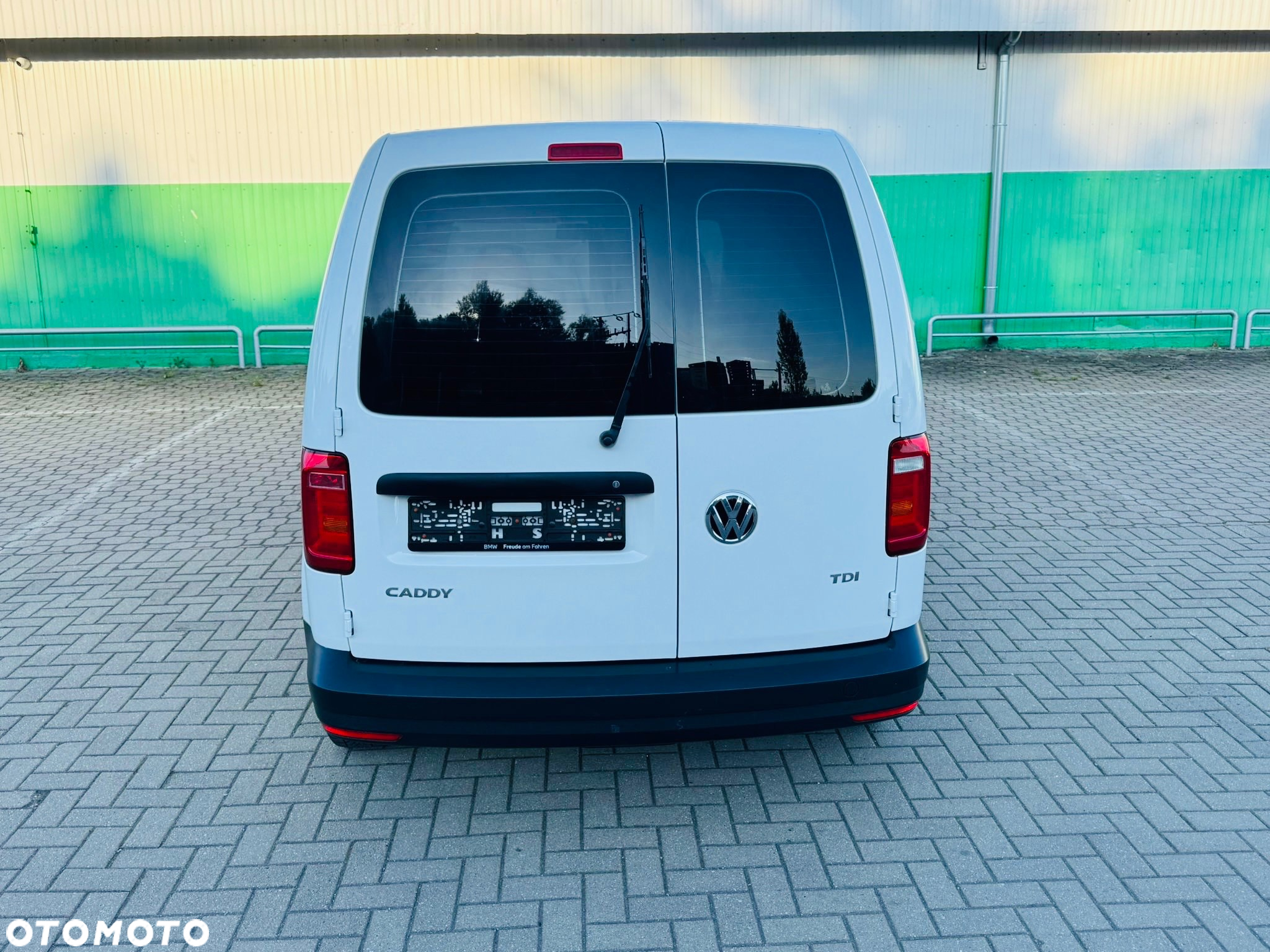 Volkswagen Caddy - 9