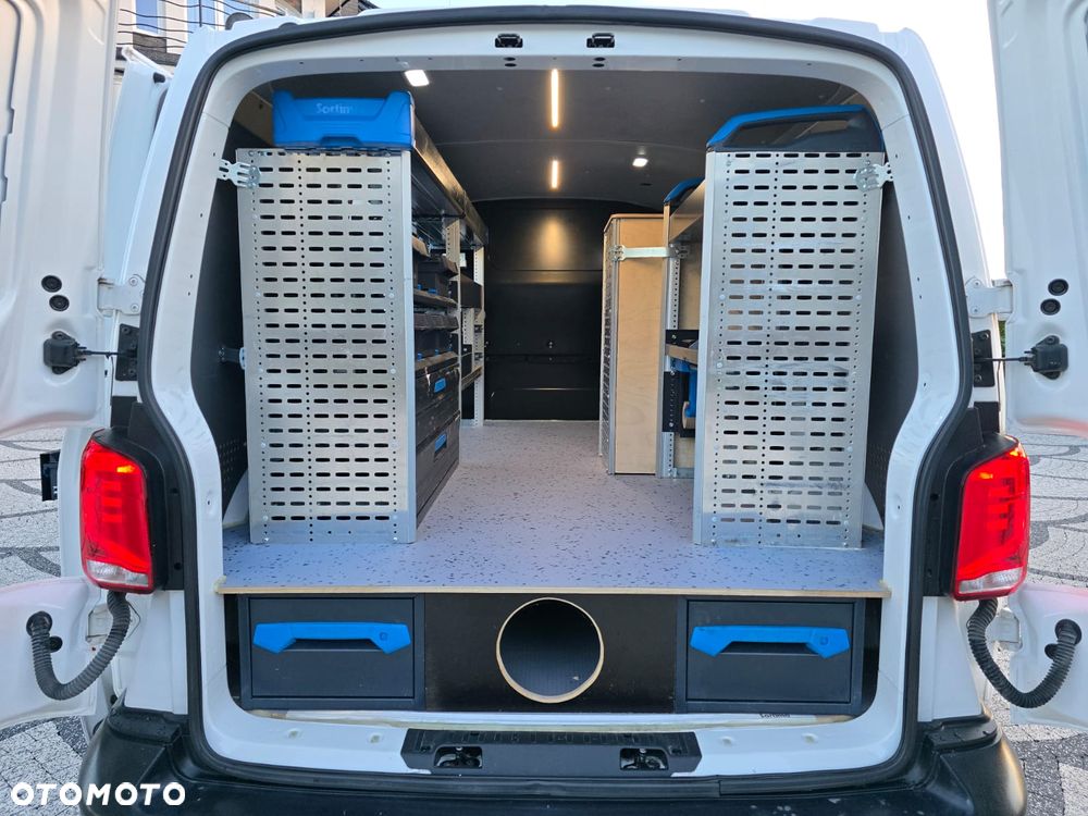 Volkswagen Transporter - 5