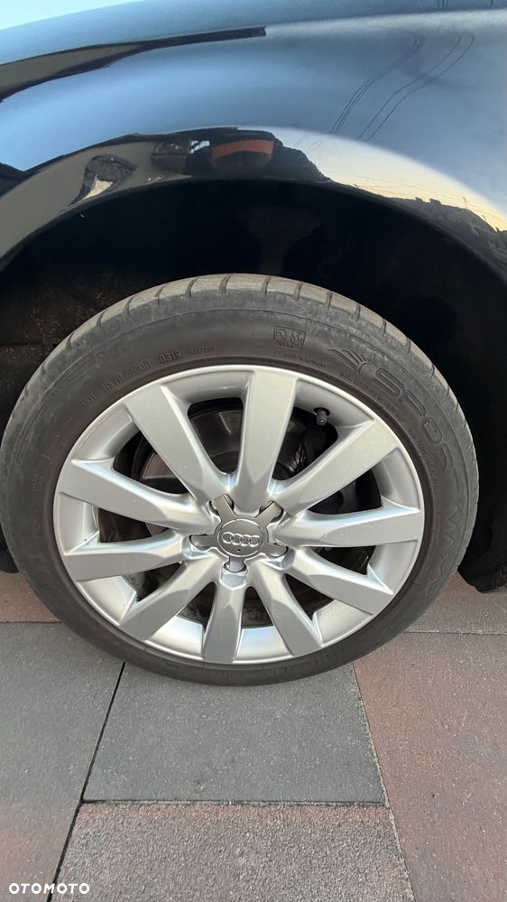 Audi A4 Avant 2.0 TDI DPF Ambiente - 15