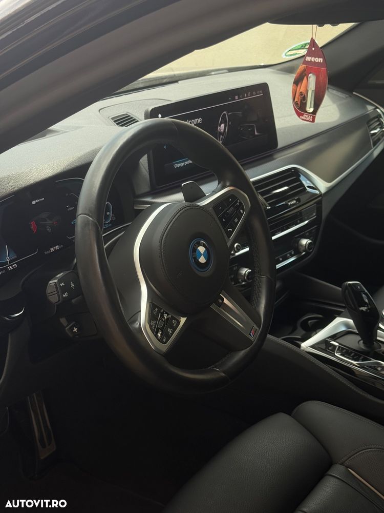 BMW Seria 5 530e Aut. M Sport Edition - 4