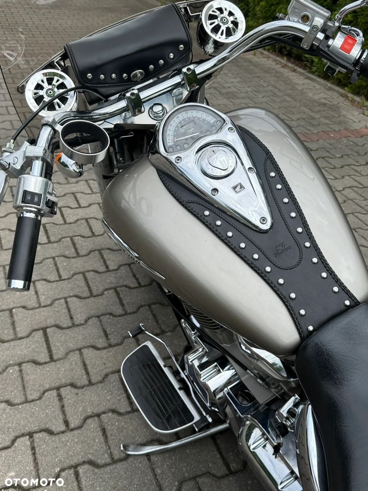 Honda VTX - 6