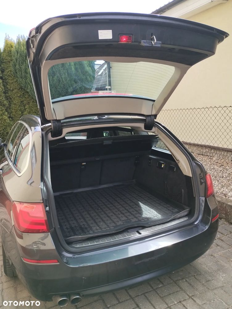 BMW Seria 5 520d - 2
