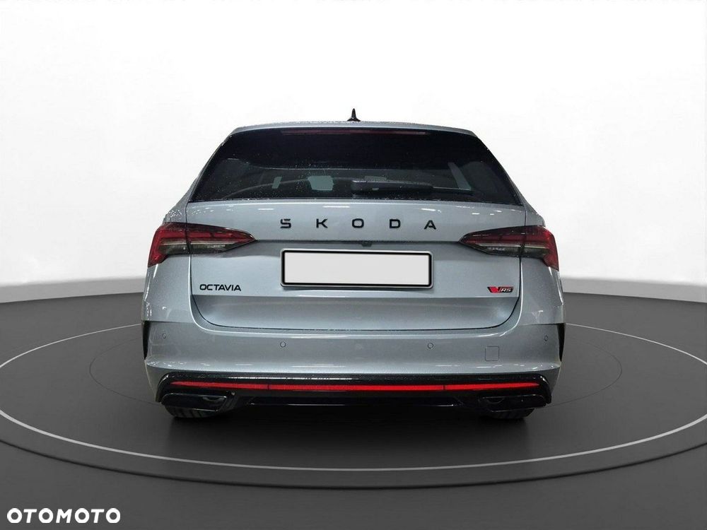 Skoda Octavia 2.0 TSI RS DSG - 2