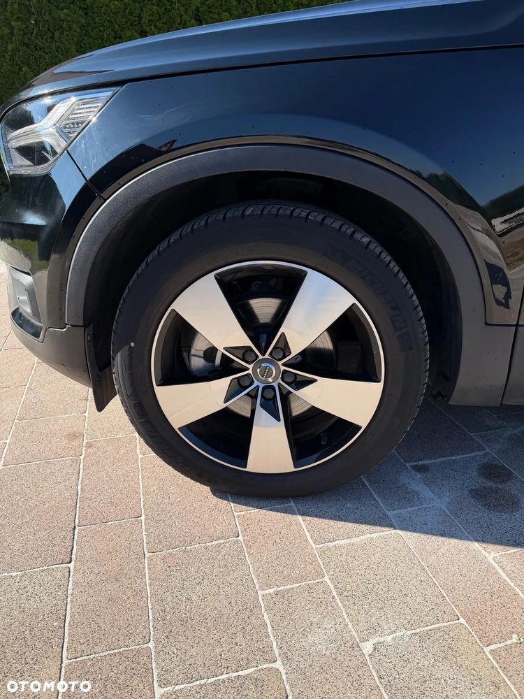 Volvo XC 40 - 18