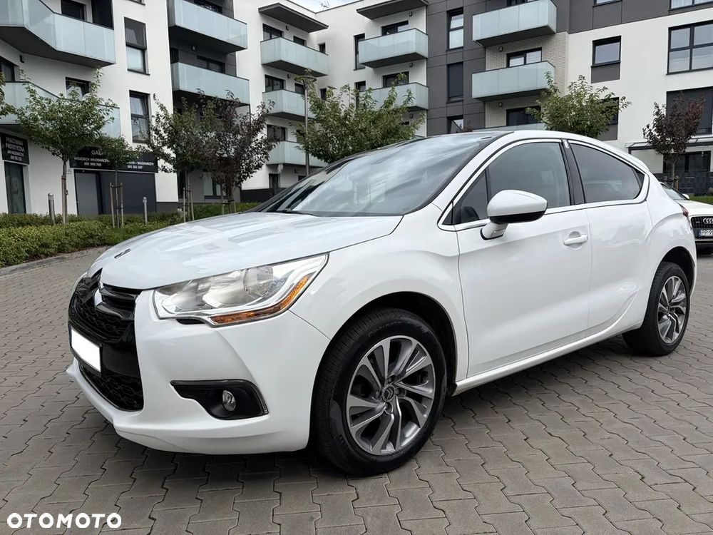 Citroën DS4 e-HDi 115 Chic - 1