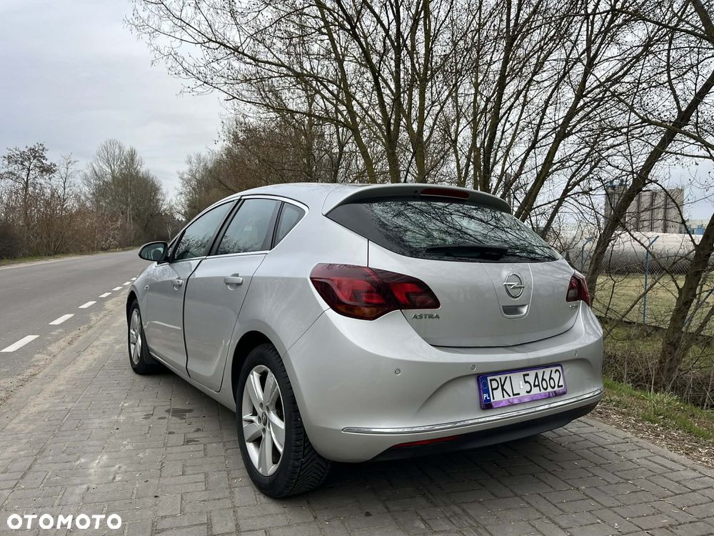 Opel Astra 1.7 CDTI DPF Active - 4