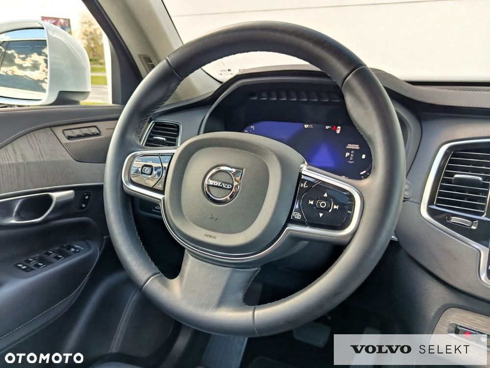 Volvo XC 90 - 29