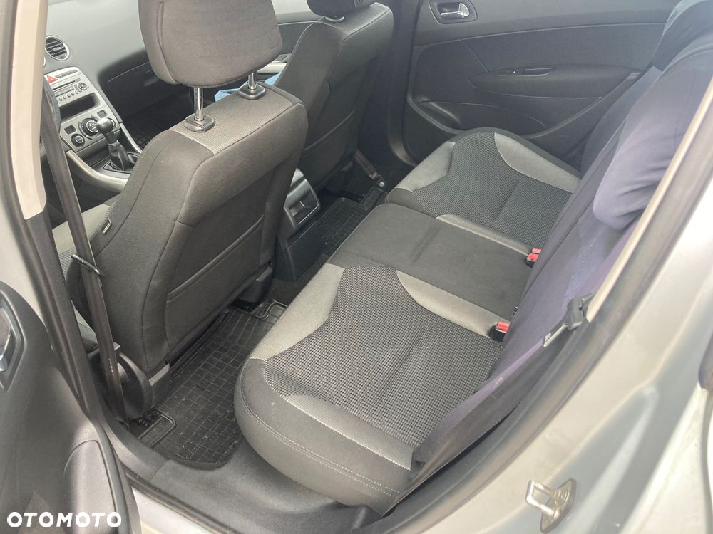 Nissan Micra - 7