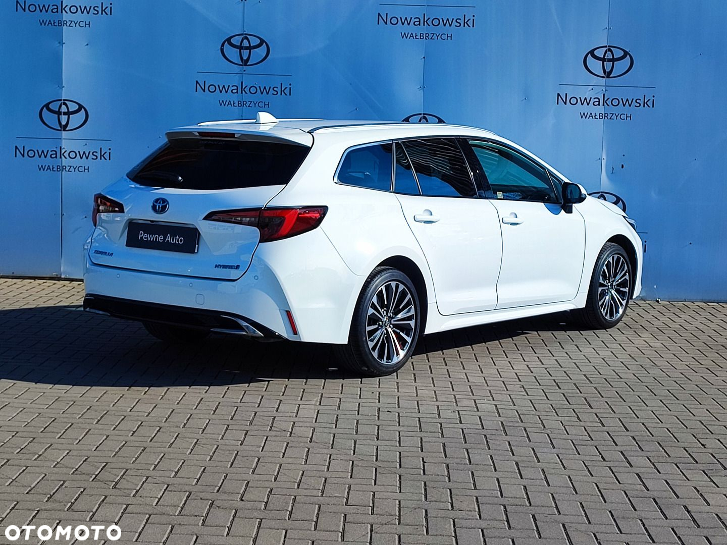 Toyota Corolla - 2
