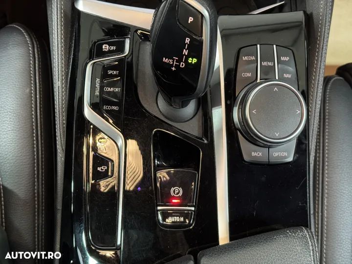 BMW M5 M550i xDrive AT - 28