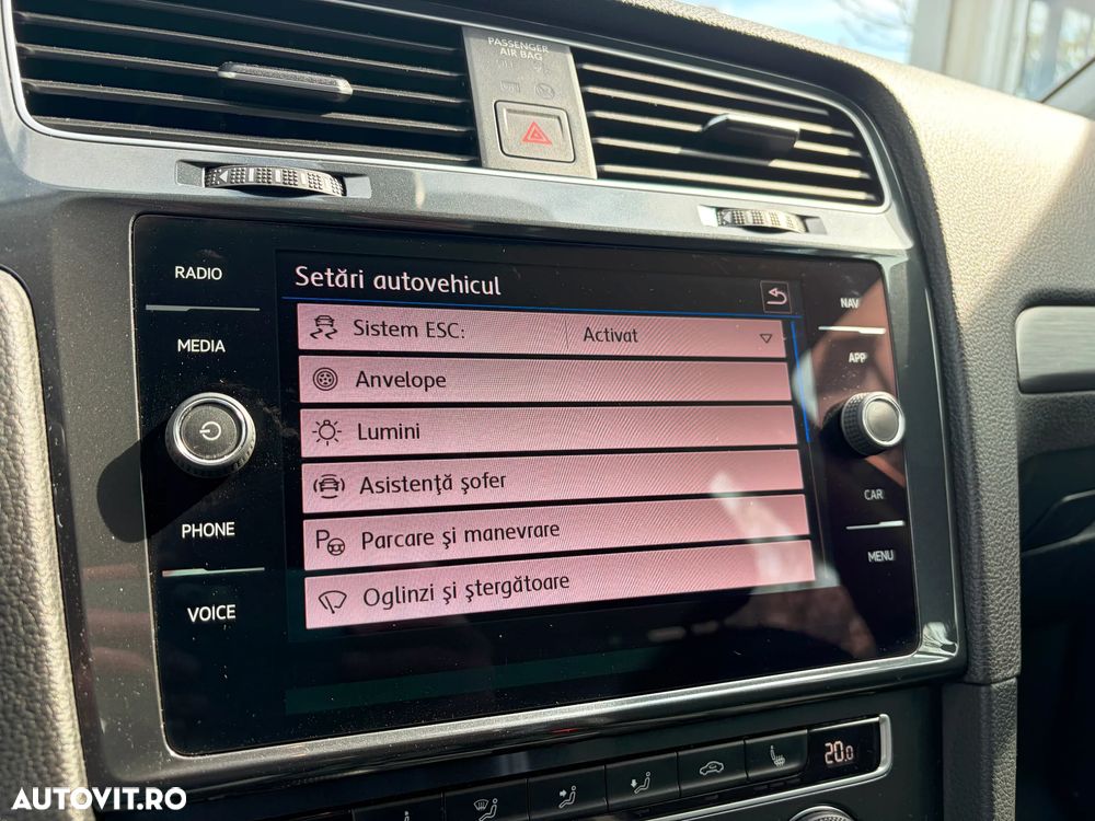 Volkswagen Golf 1.0 TSI Comfortline - 19