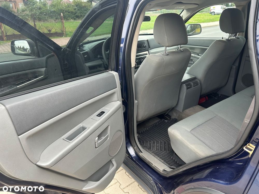 Jeep Grand Cherokee - 8