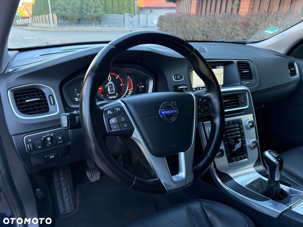 Volvo V60 D4 Ocean Race - 6