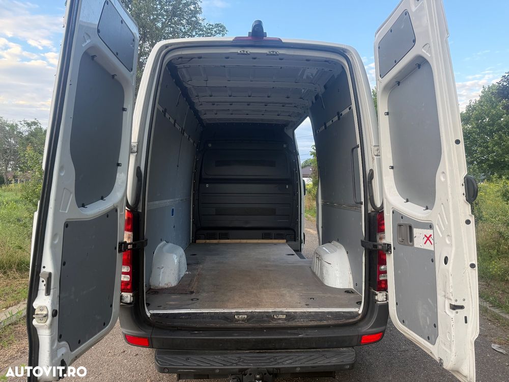 Mercedes-Benz Sprinter - 8