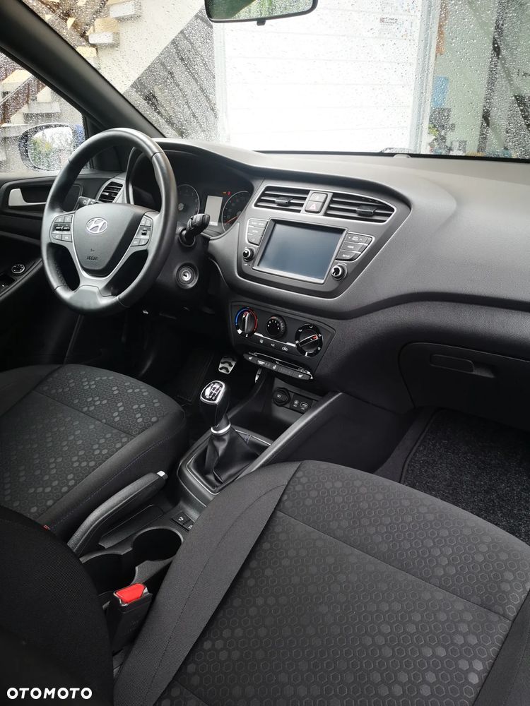 Hyundai i20 1.4 Active - 11