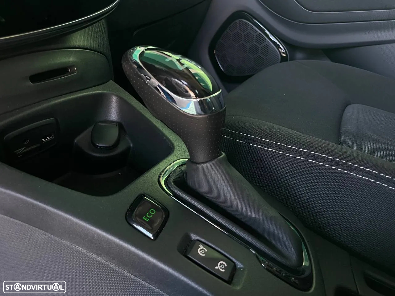 Renault Zoe (c/ Bateria) 41 kwh Intens - 12