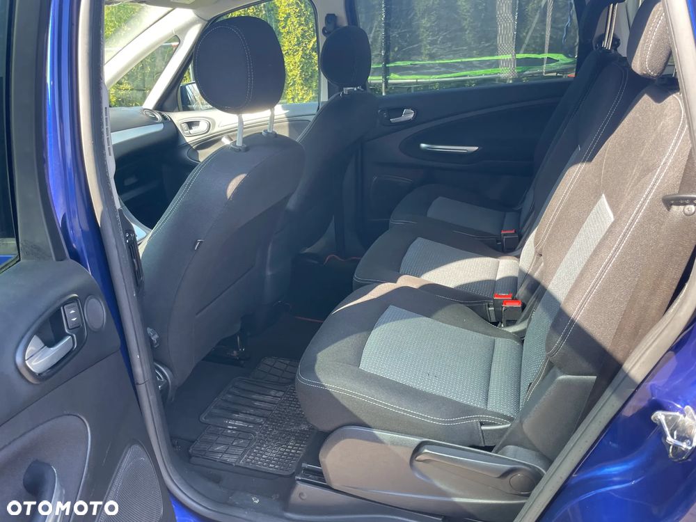 Ford S-Max 2.0 TDCi DPF Titanium - 13