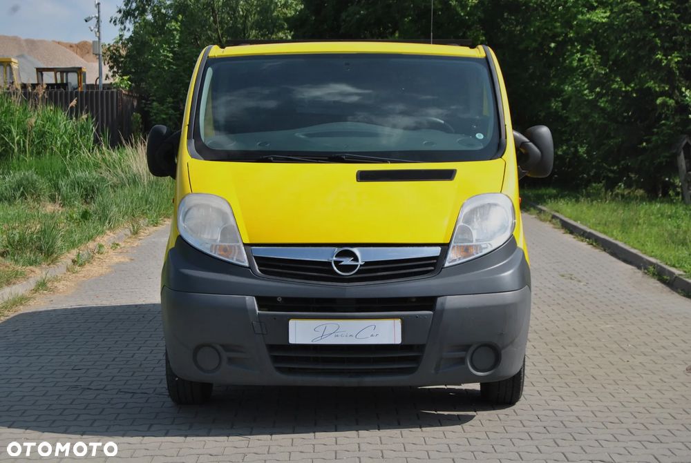Opel Vivaro - 12