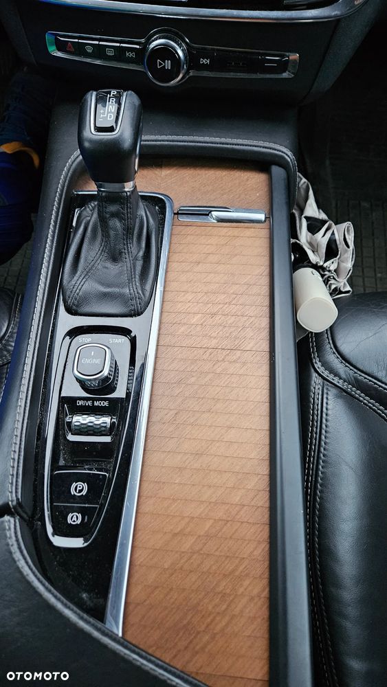 Volvo V90 D4 Inscription - 20