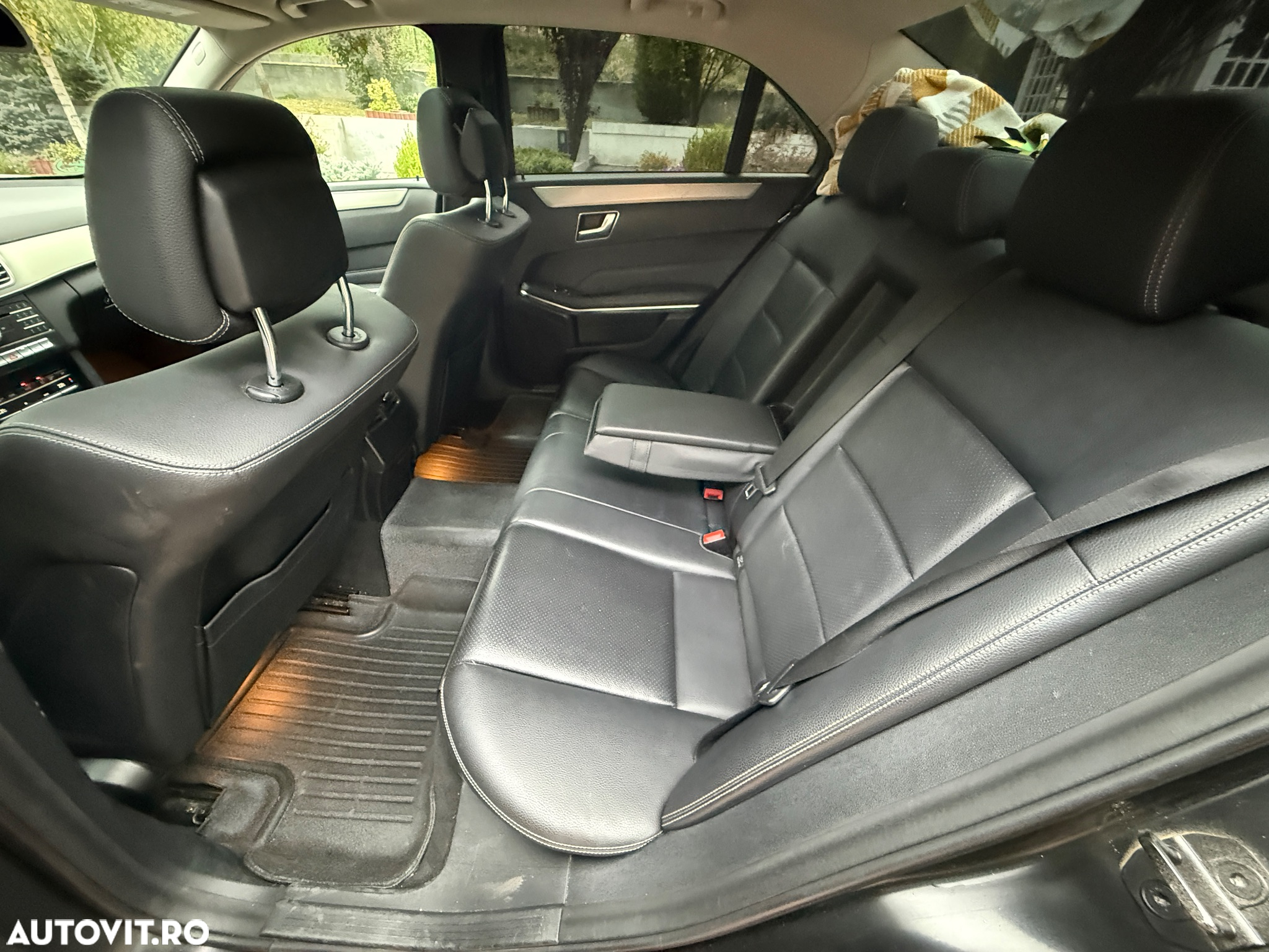 Mercedes-Benz E 200 BlueTEC 7G-TRONIC Avantgarde - 11