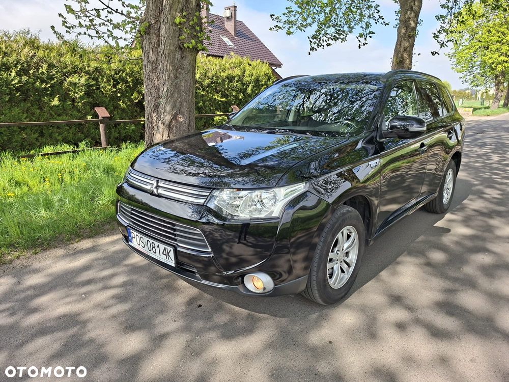 Mitsubishi Outlander Instyle NAVI - 1