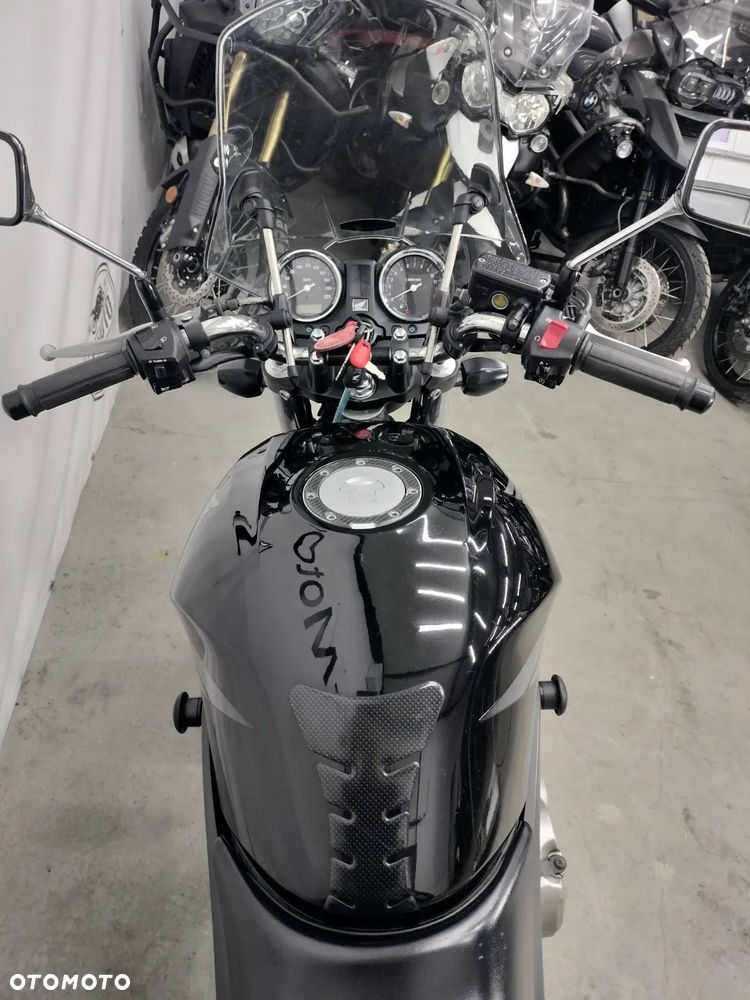 Honda CBF - 14