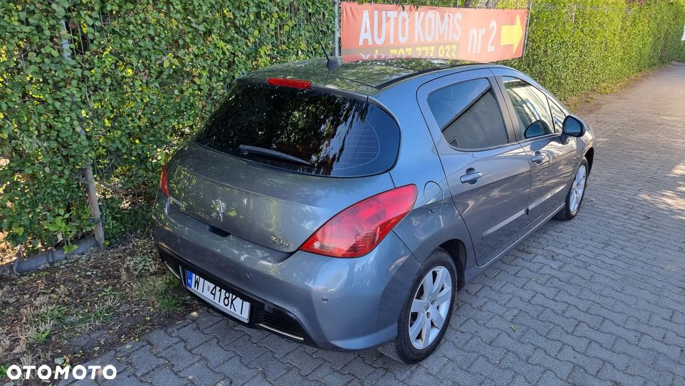 Peugeot 308 1.6 Premium Plus - 29